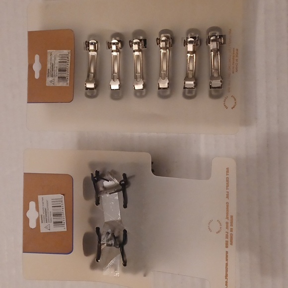 4/$40 New Velour Hair Clips & Barettes - Picture 4 of 4